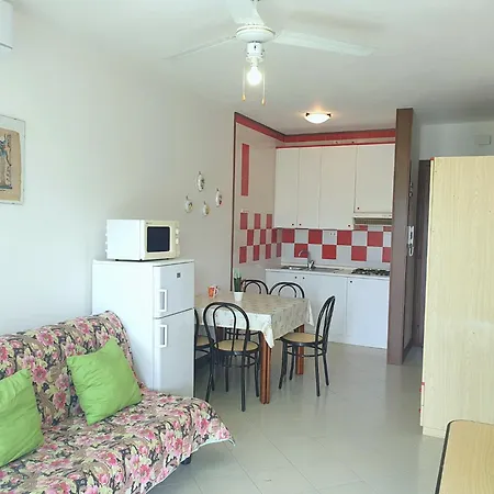 Solarium شقة
