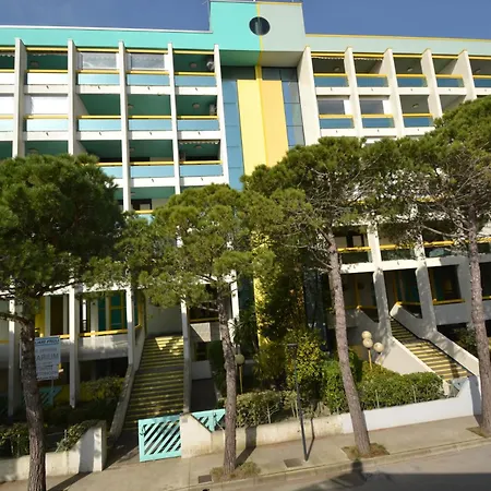 Solarium Apartment Bibione